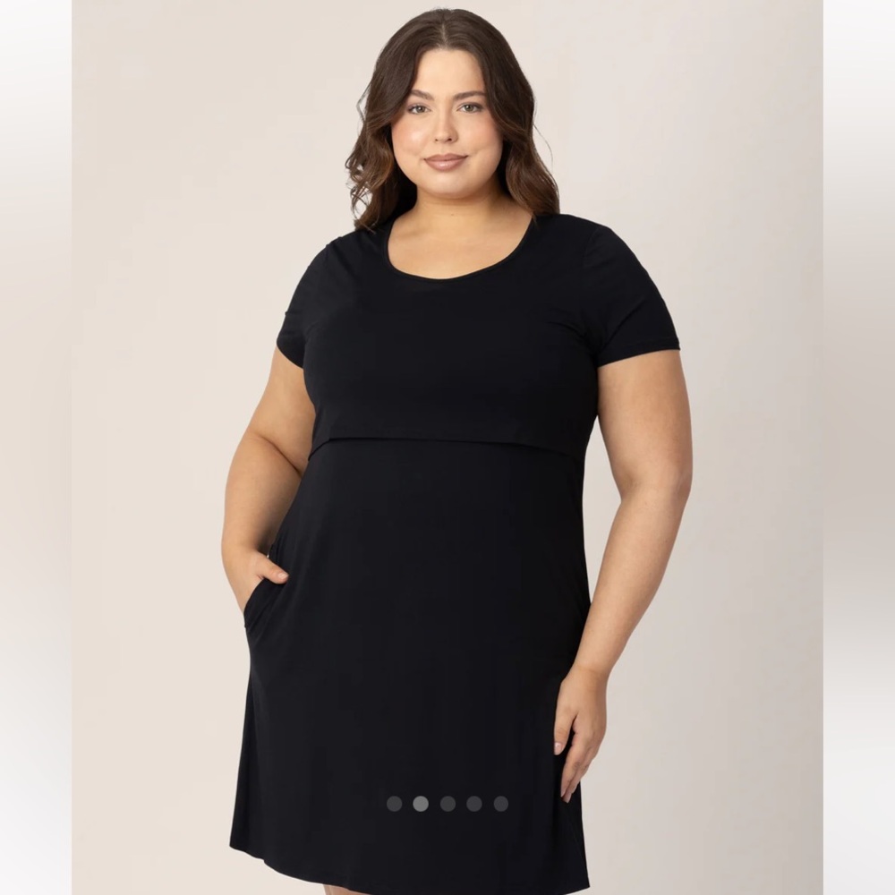 TWO Kindred Bravely Shortsleeved Maternity and postpartum Dresses